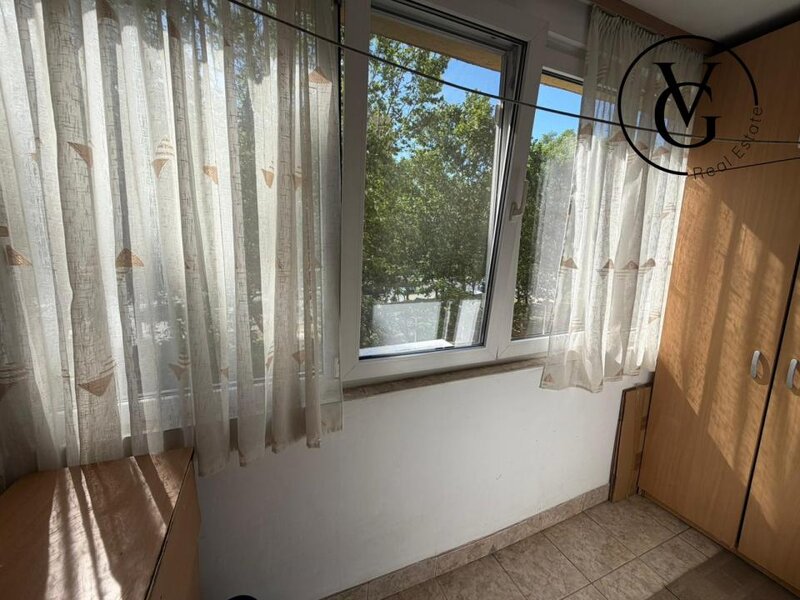 Obor apartament 3 camere bloc anvelopat
